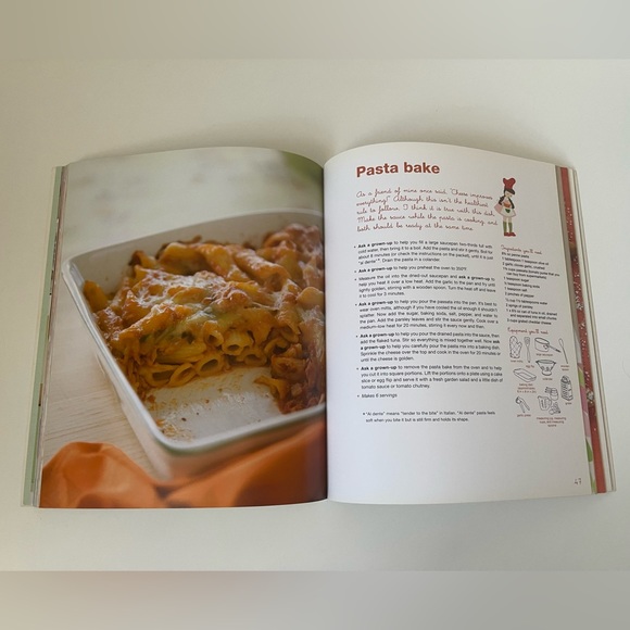 Little Kitchen: 40 Delicious & Simple Things
That Children Can Make Cookbook - Picture 8 of 9